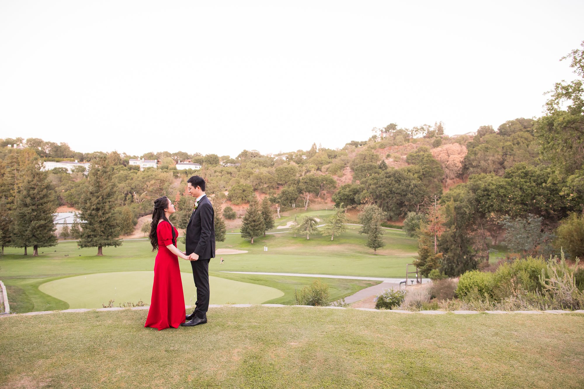 Portraits overlooking course